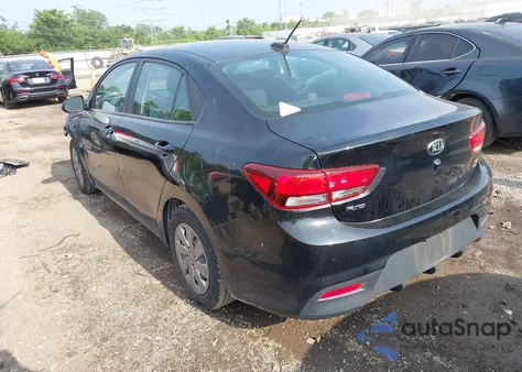 2019 Kia Rio S z USA, uszkodzony, nr VIN 3KPA24AB8KE215822